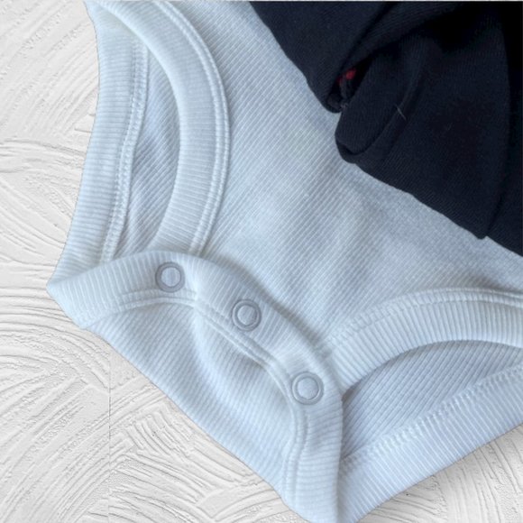 HOST PICK Carter’s baby 3 piece buffalo plaid set - Picture 4 of 4